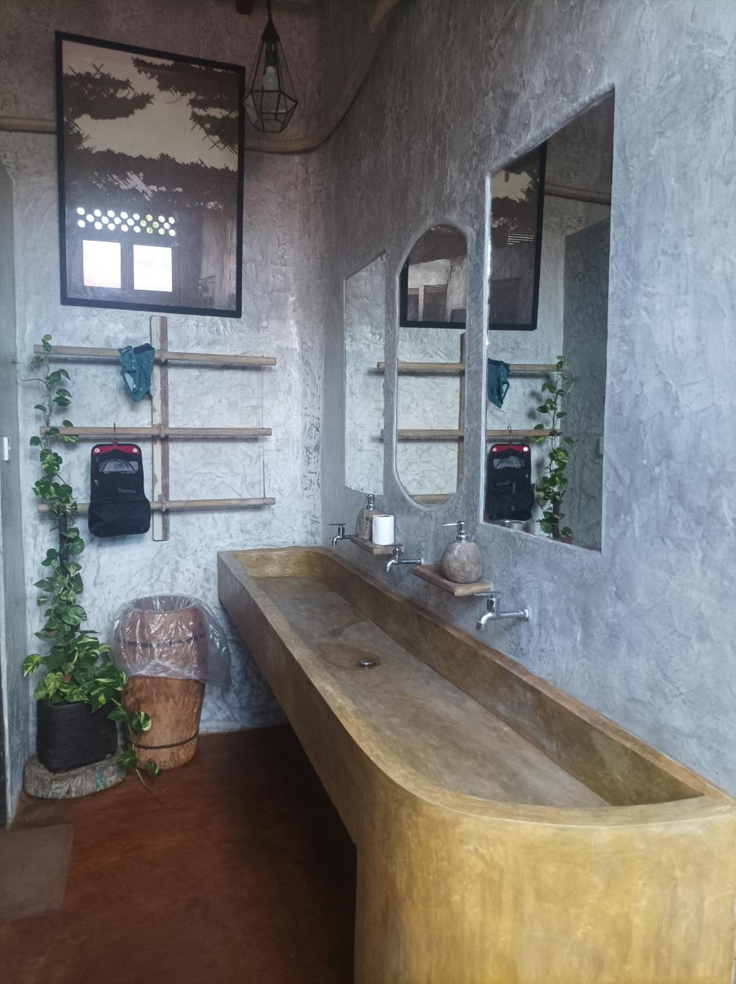 Vin Vin Hostel Ubud  Bagian luar foto